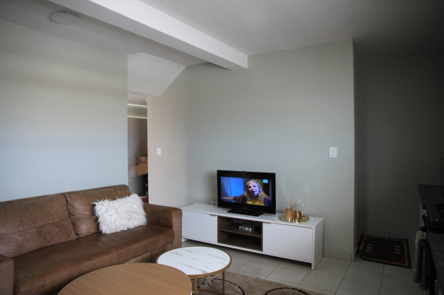 To Let 3 Bedroom Property for Rent in Kidds Beach Eastern Cape